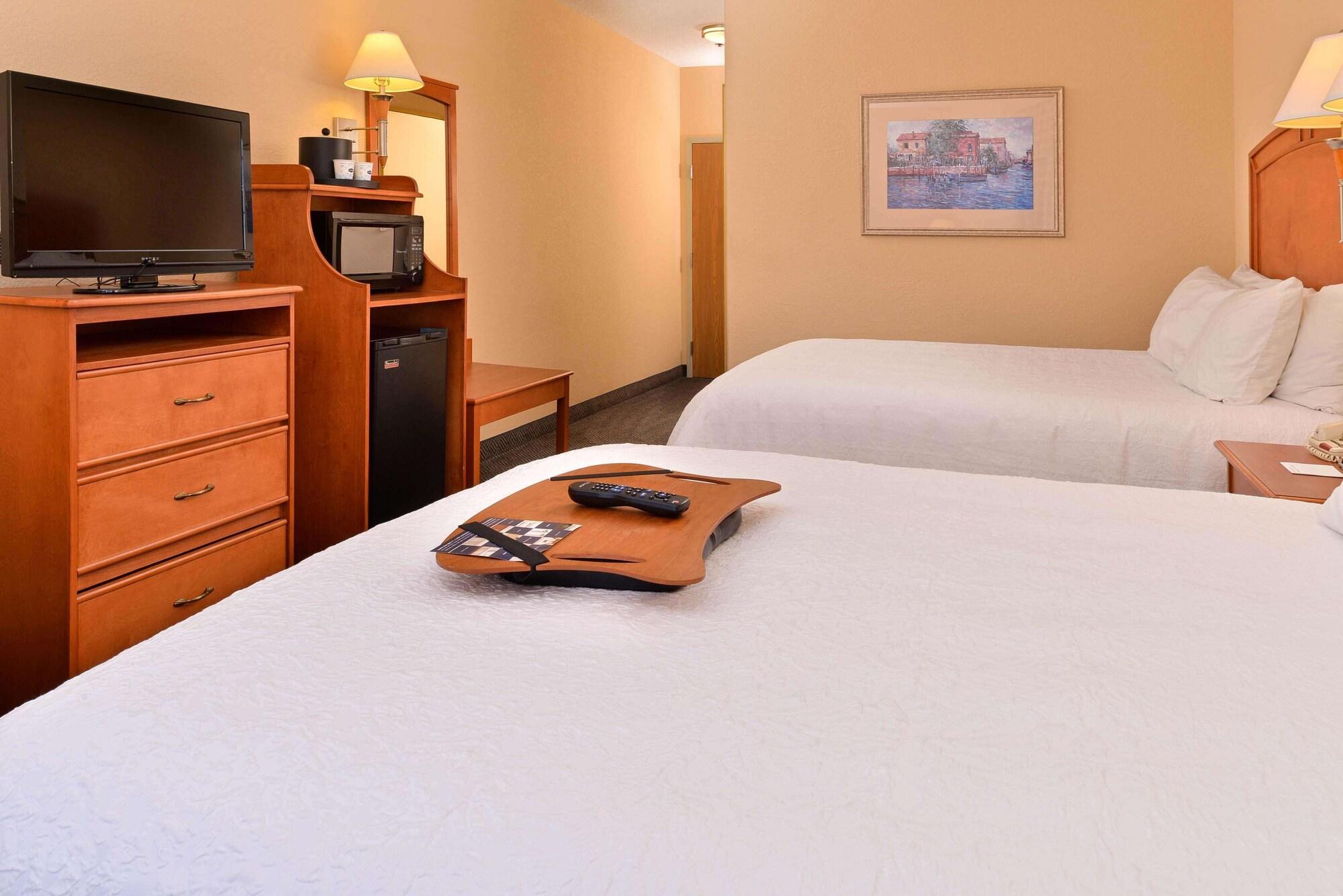 Hampton Inn Grand Island Exterior photo